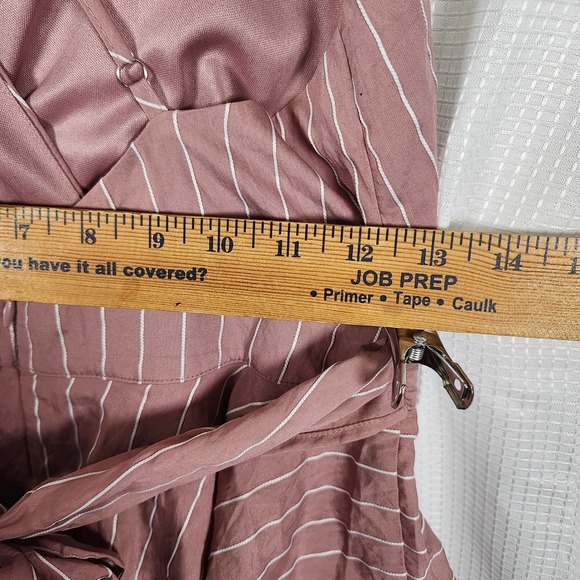 @BaLance Mauve Pinstripe Tiered Ruffle Romper Womens Medium Cross Back V-Neck - Picture 7 of 8
